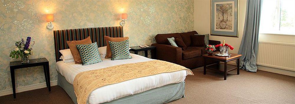 Hotel South Lawn 3*