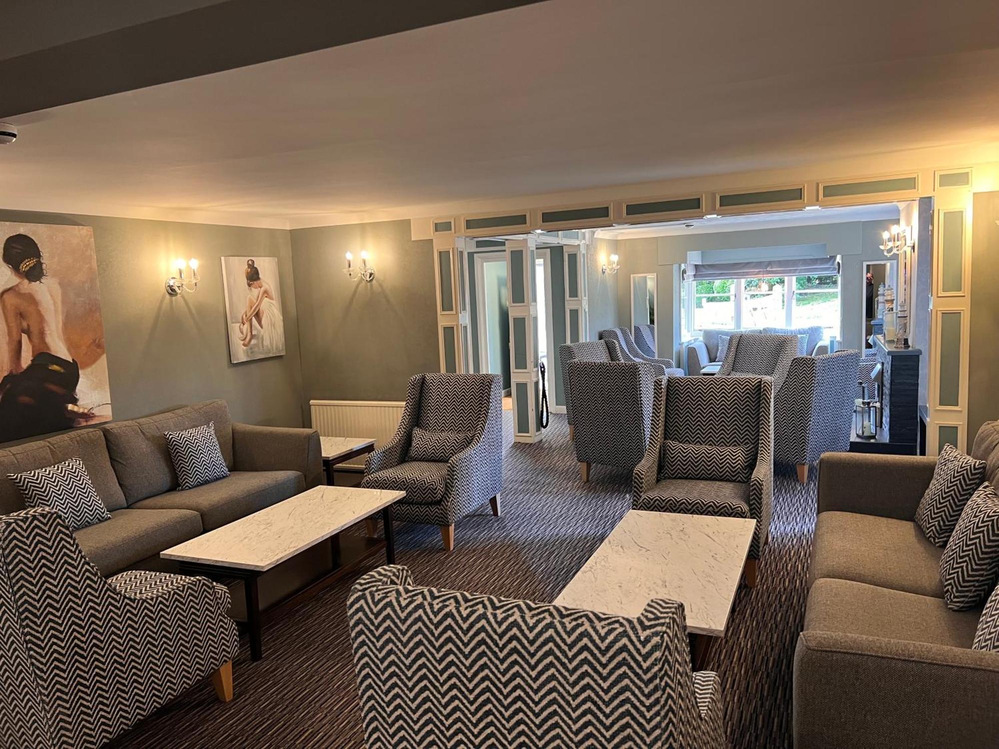 South Lawn 3* Lymington