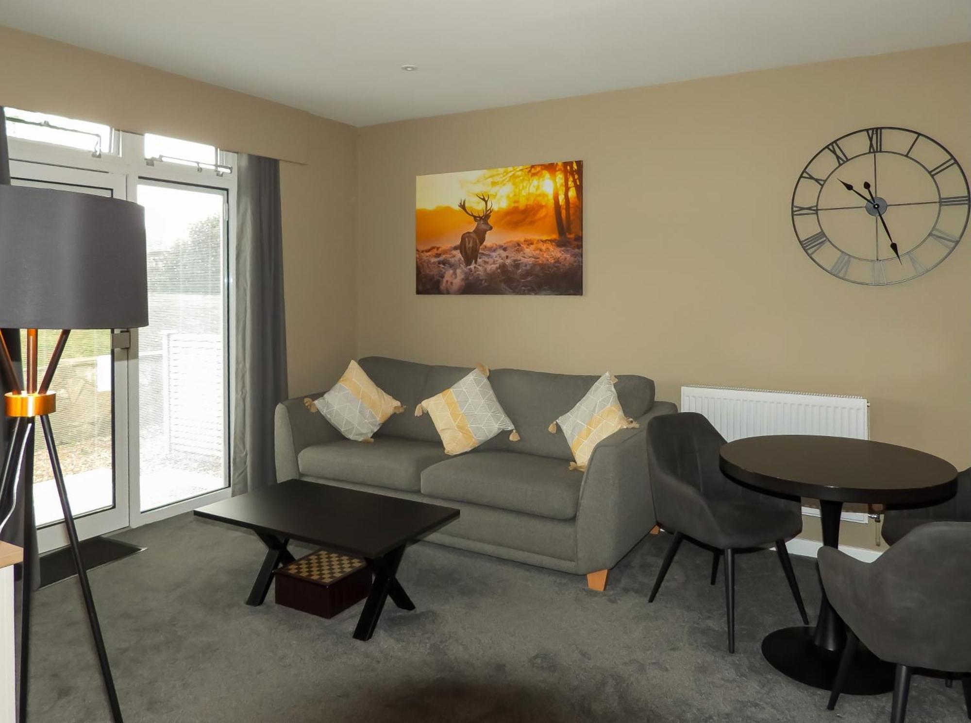 South Lawn Hotel 3*